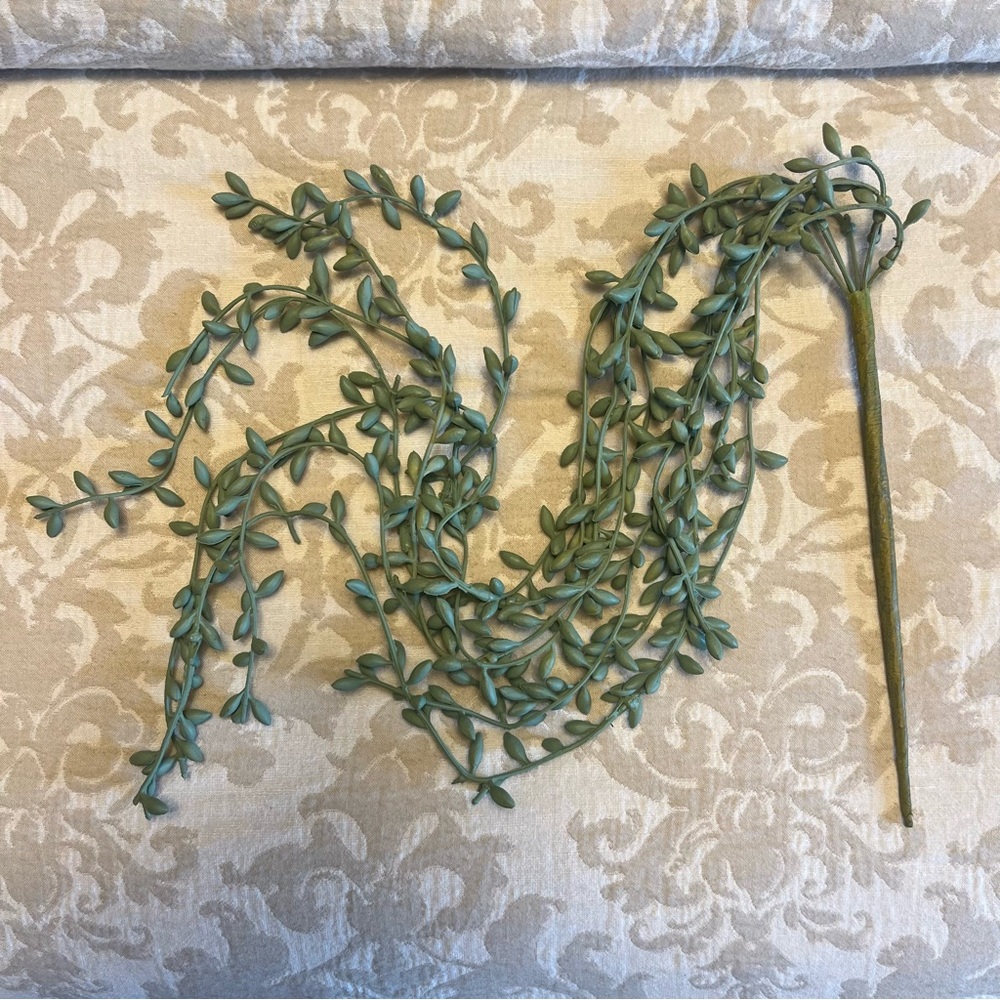 Pottery Barn Green Faux Floral Garland